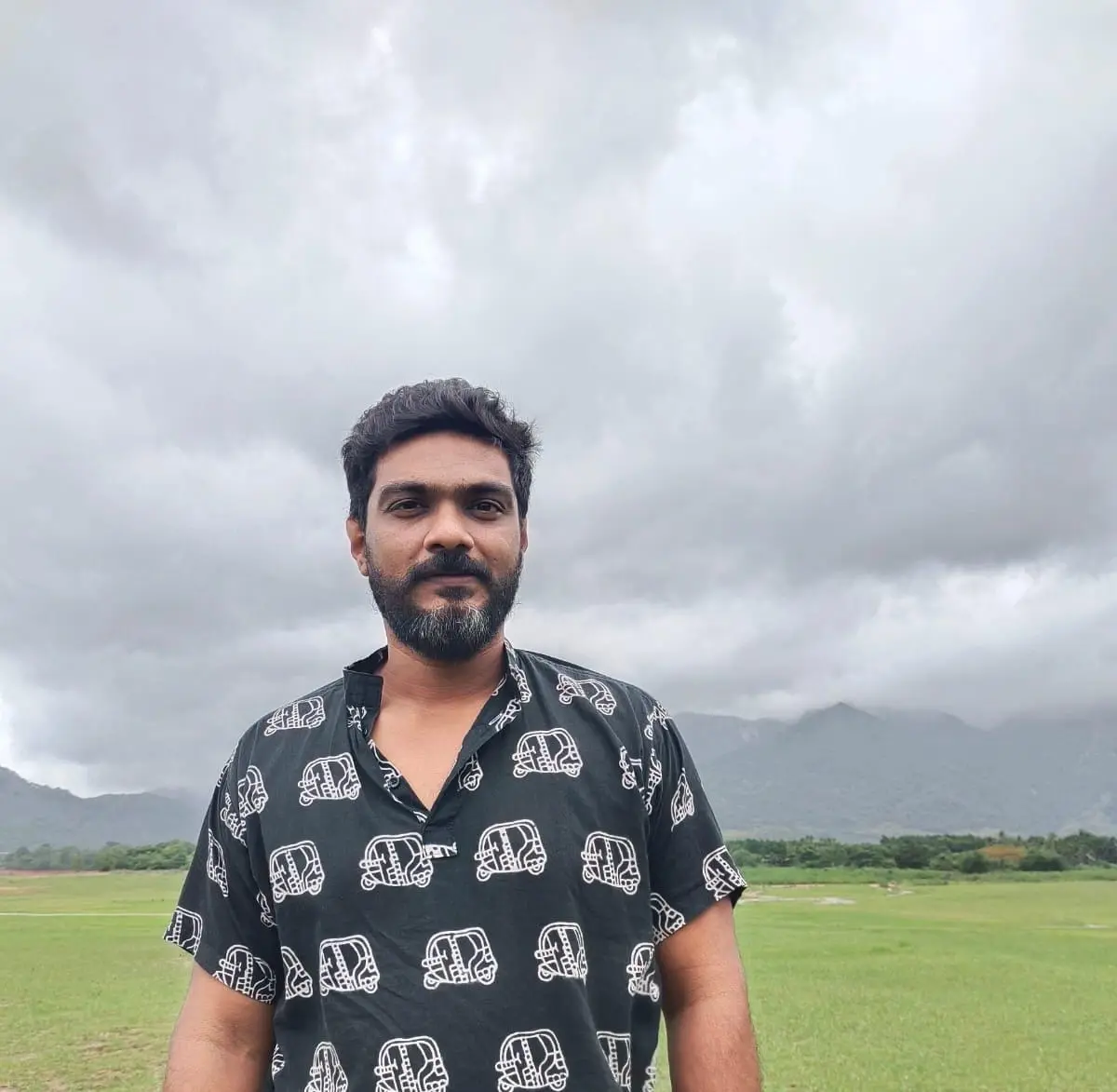 Top Freelance digital marketer in Dubai review Nahas